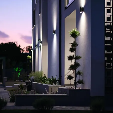 Korina , Villa *